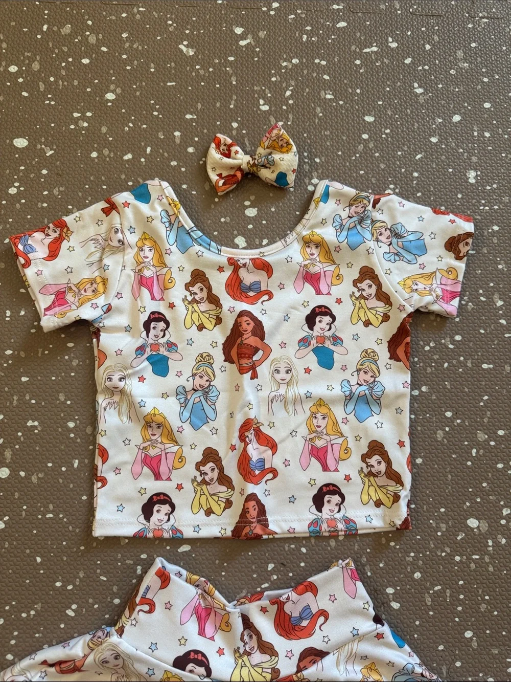 Girls Two-Piece Princess Print Set with Bow - White Multicolor
